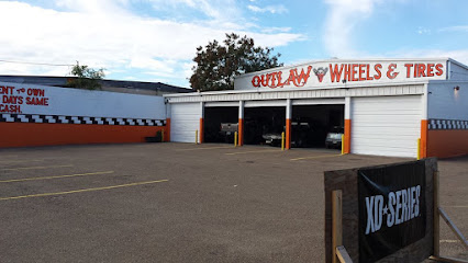 Outlaw Wheels and Tires en Laredo